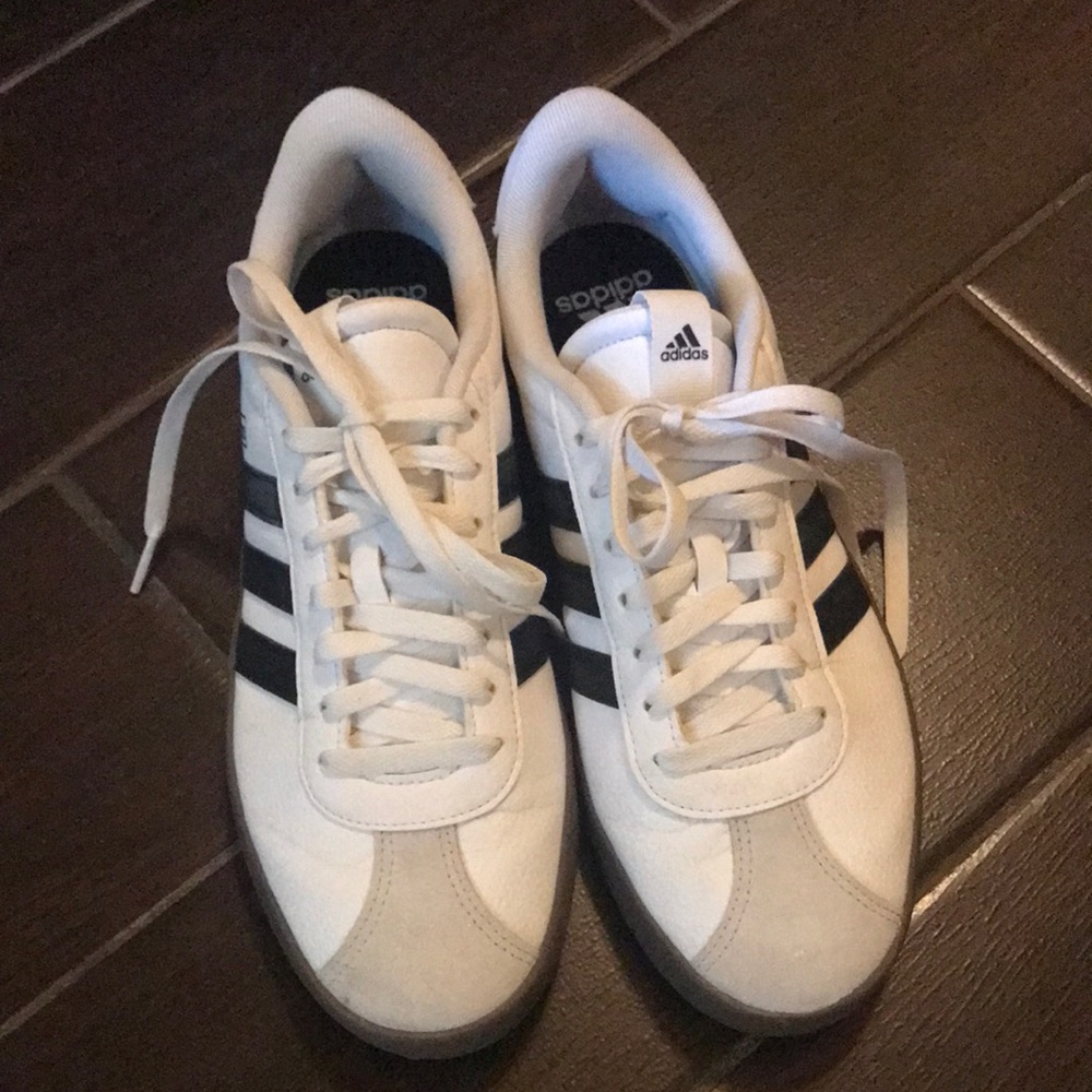 New Adidas Court 3.0 Women’s White and Black Sneakers sz 11